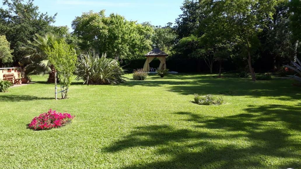 Las Victorias Apart Hotel San Miguel del Monte Esterno foto