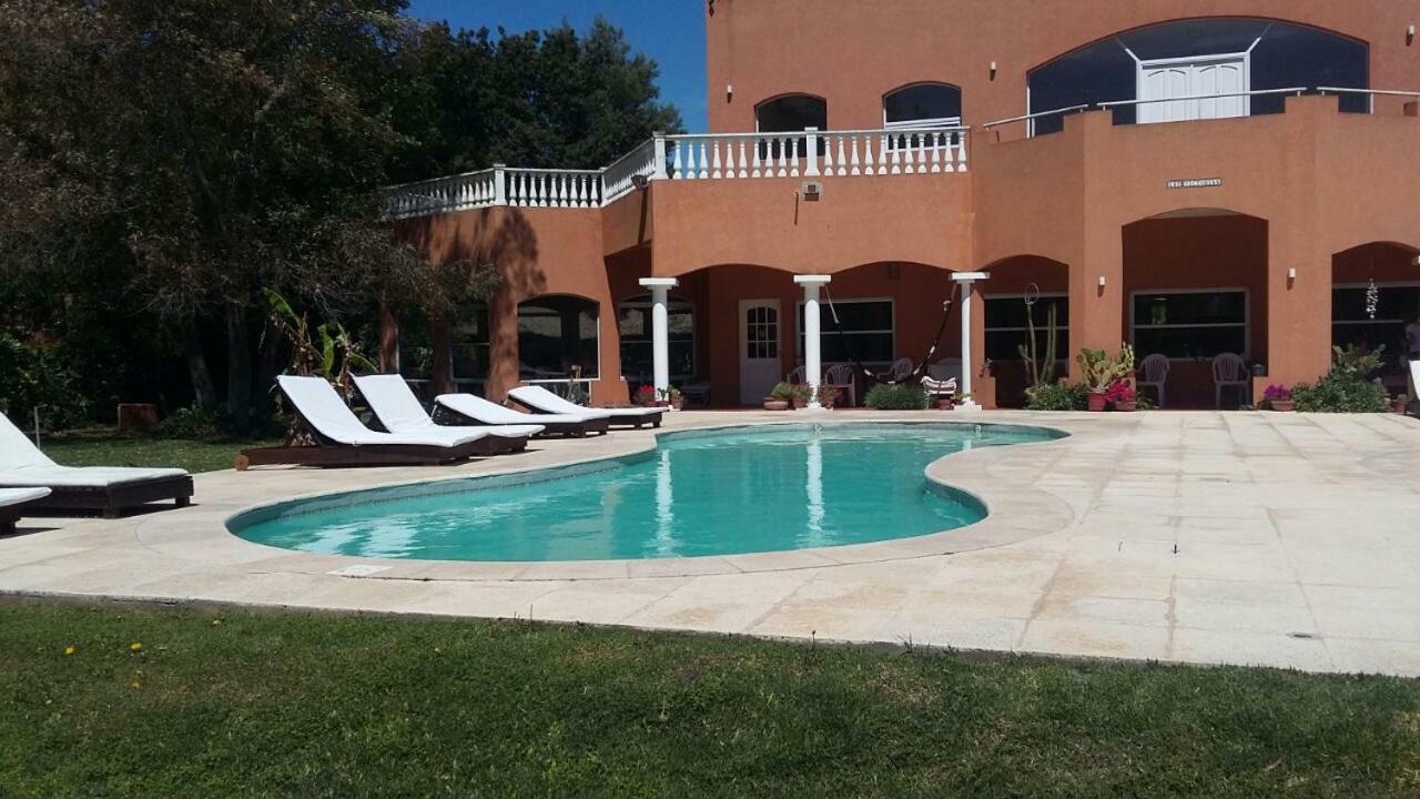 Las Victorias Apart Hotel San Miguel del Monte Esterno foto