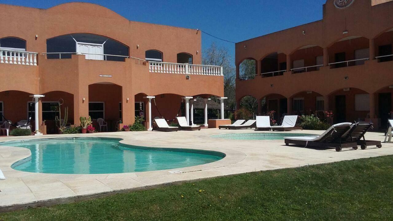 Las Victorias Apart Hotel San Miguel del Monte Esterno foto